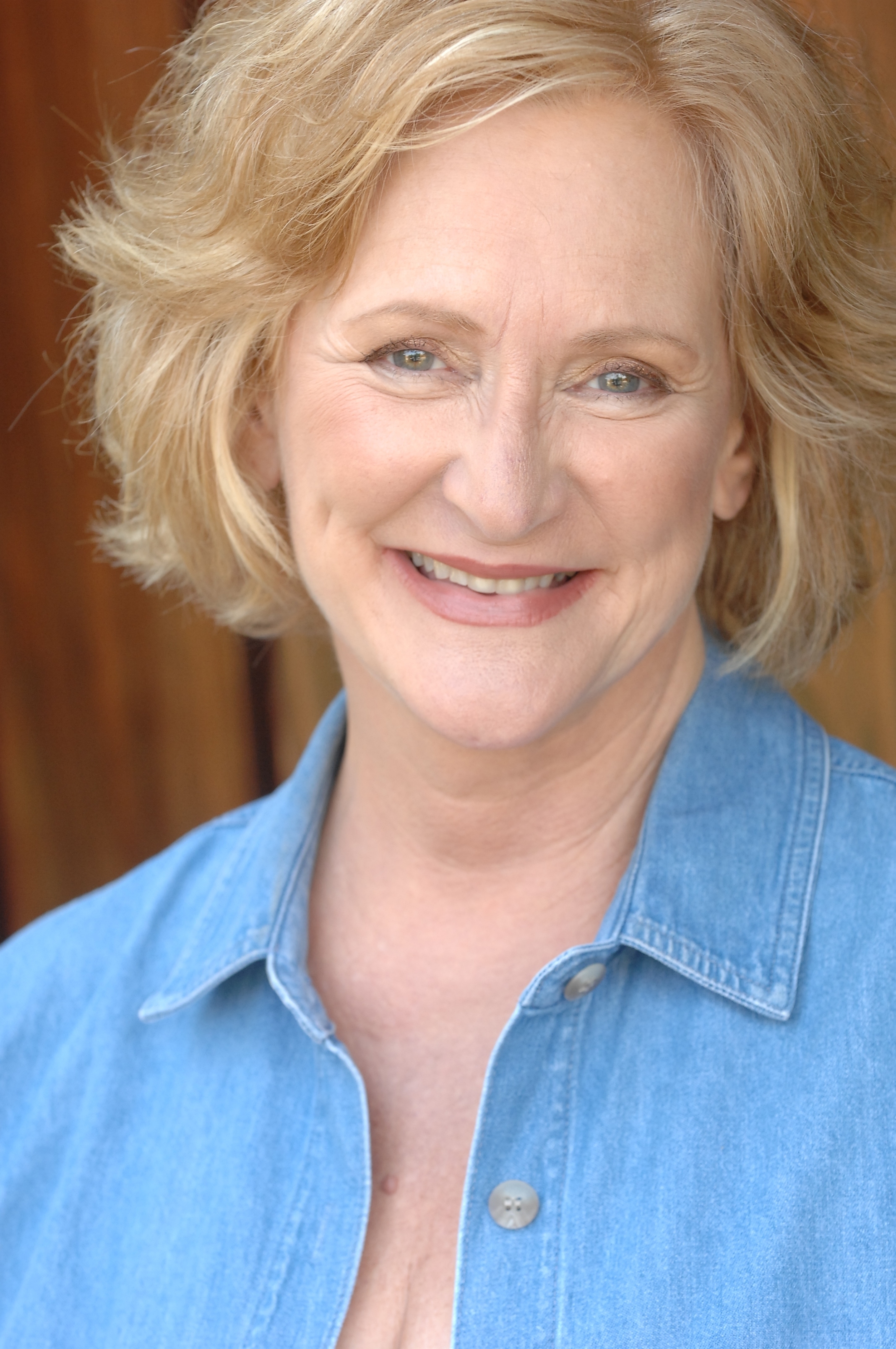 conniecooper432r.jpg